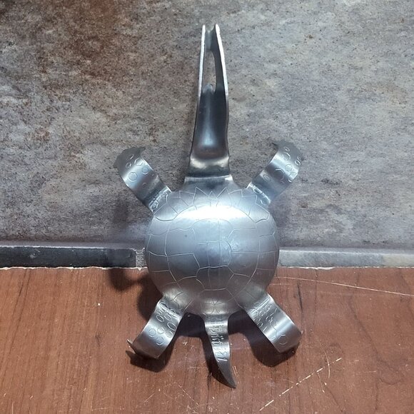 Lager Head Black & Tan Turtle Snapper Metal Bottle Opener Silver Tone - Picture 10 of 10